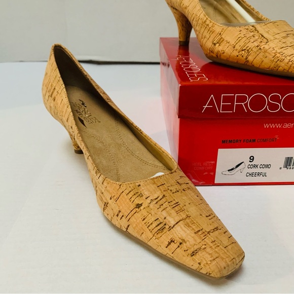 AEROSOLES Shoes - AEROSOLES Cork Comi Women’s Size 9 Pump
